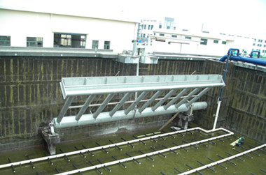 LXB旋轉式潷水器-04_副本.jpg LXB旋轉式潷水器-04_副本.jpg